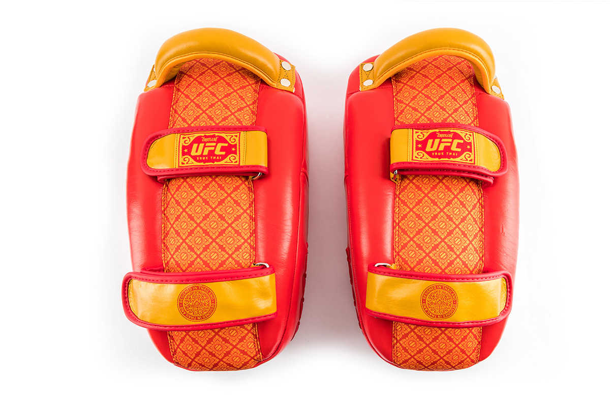 UFC True Thai Пэды для тайского бокса, красные