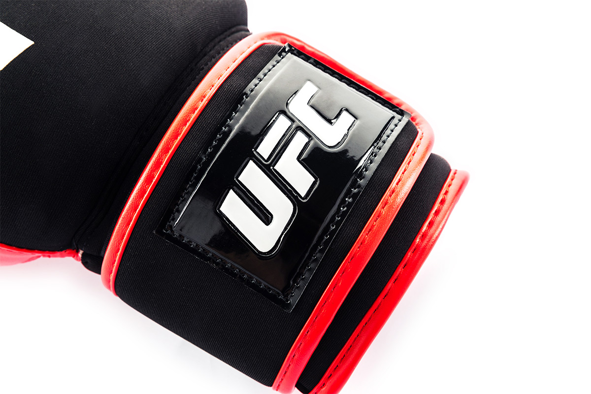 UFC Перчатки для бокса и ММА красные - REG