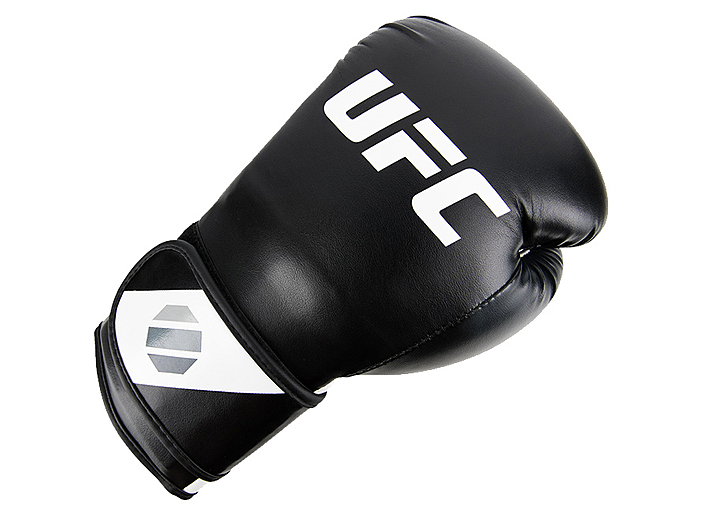 UFC Pro Fitness Перчатки тренировочные для спарринга черные - 6 Oz